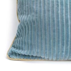Kussen Corderoy Blue -Woonmeubelwinkel 92ef2ac56f00cfcdebeff7601b681ade0816c82ddbce14650d7b5f2b43f194f9