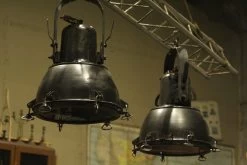 Unieke Hanglamp Industrieel Fabriek -Woonmeubelwinkel bbac8160cddcf3752b33e13d90769376057a22f1f5515aece2a0b474f0d9aa0f