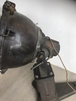 ONE OF A KIND: Industriële XXL Vloerlamp -Woonmeubelwinkel c086d1e678572acf4039ccdf9dea80400fa7b90f12a21a32b49d1c097c2fadd7