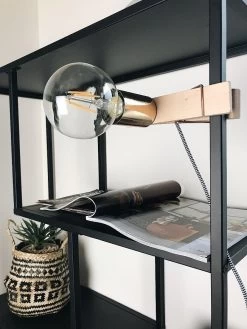 Knijper Lamp Goud -Woonmeubelwinkel dd13711f3a0b7ab4f6a1d18b0b092cdd21f104ebabddd179df7304c038060608