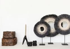 Het Sumba Beeld #26 Kaarshouder - Zwart -Woonmeubelwinkel de kisten koning 107928 4