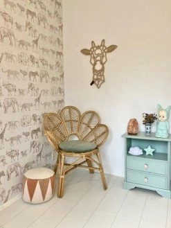 Geometrische Giraffe Kalfje -Woonmeubelwinkel giraffe kalfje flooreer 1